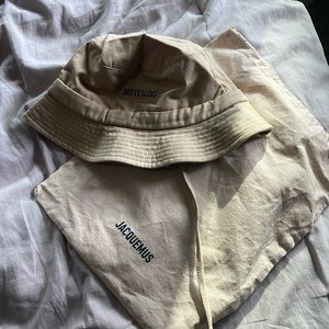 Jacquemus bucket hat circa 2019?